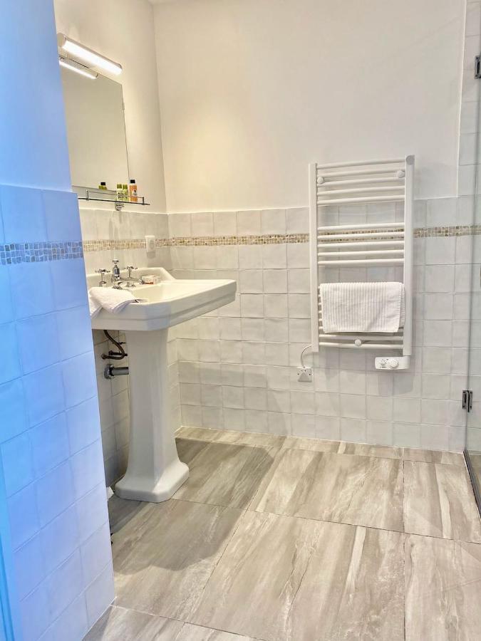 Bed and Breakfast Noubar Cenevieres Экстерьер фото